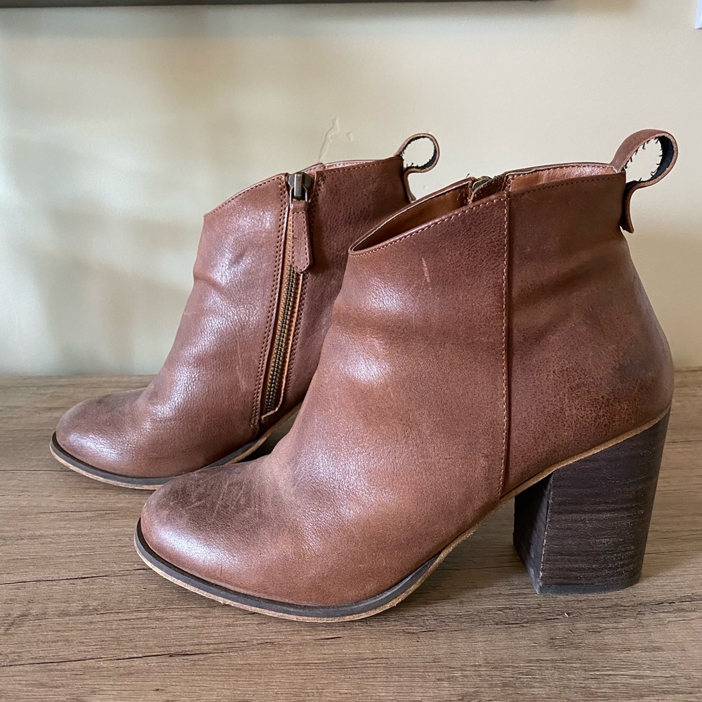 Lance Block Heel Bootie - Bp